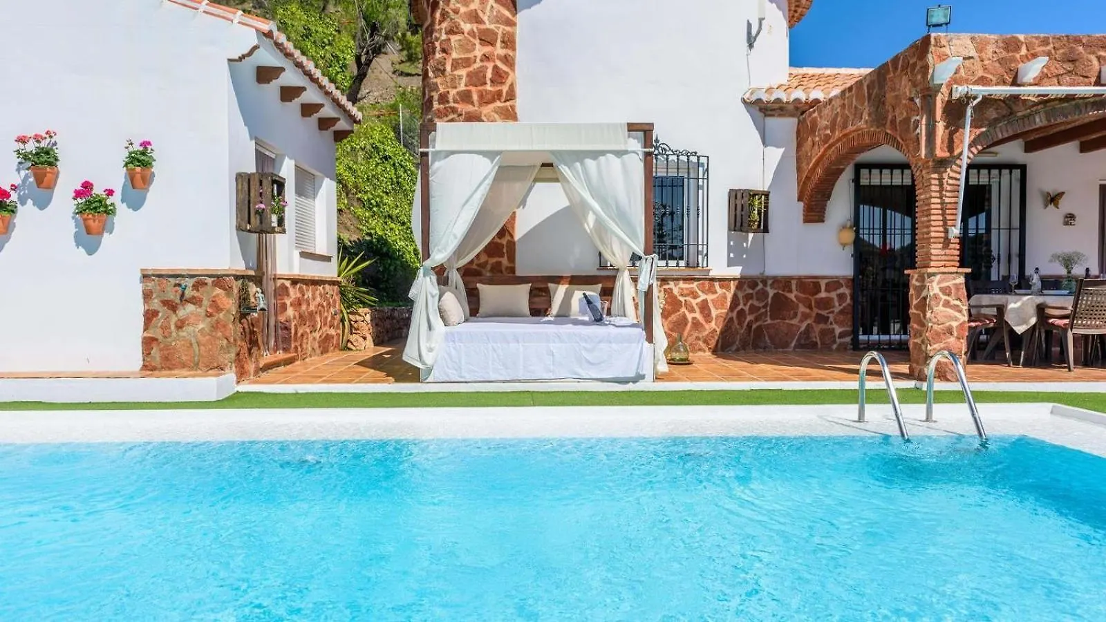 Villa Las Palmeras De Torrox By Ruralidays 0*,  Spanien
